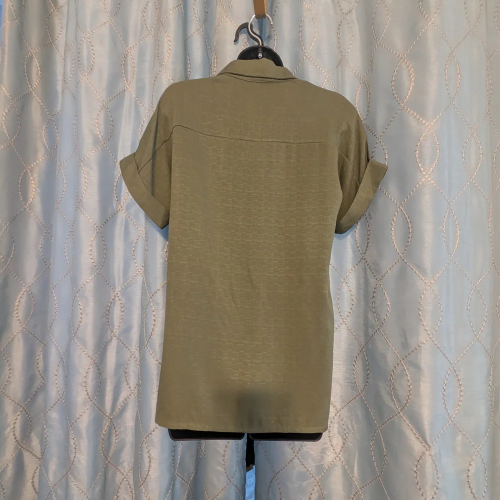 107. NWOT Green Button Down Shirt with Short Sleeves - Picture 3 of 6